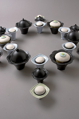 Cupcakes for Six, serving desserts, 2009